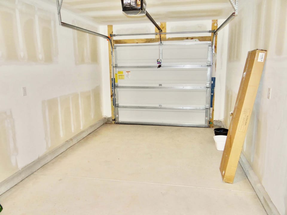 Single car garage!