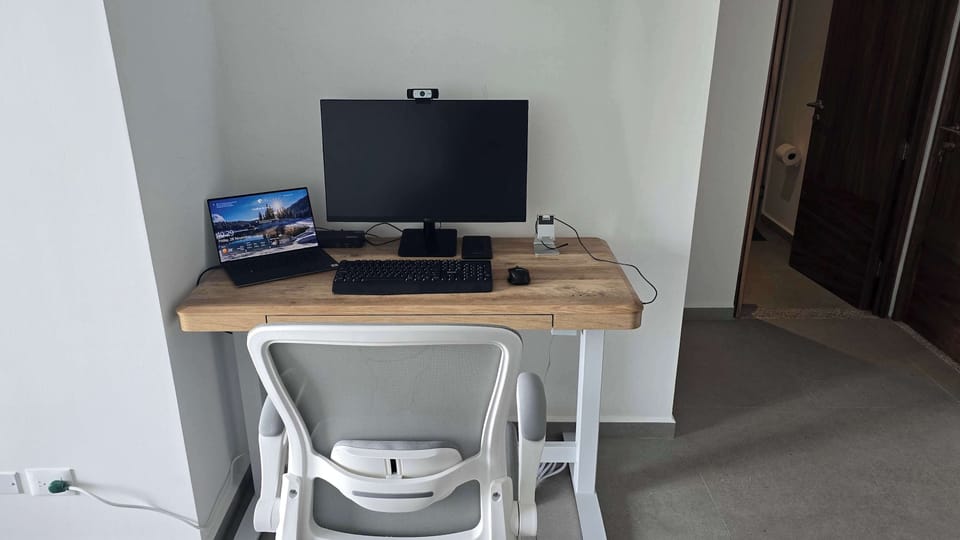 Work Station