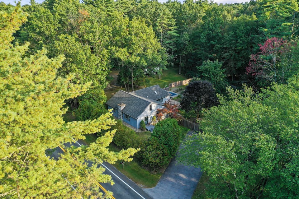 Property Overview | 8 Mi to Saratoga Race Course