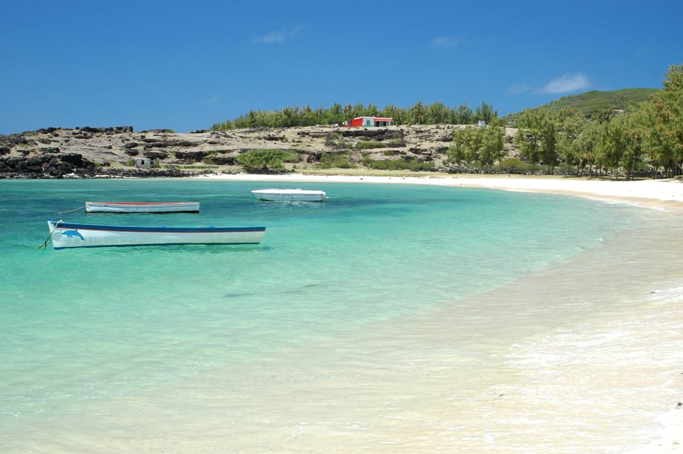 Chez Ronald Guest House Bed and Breakfast in Mauritius