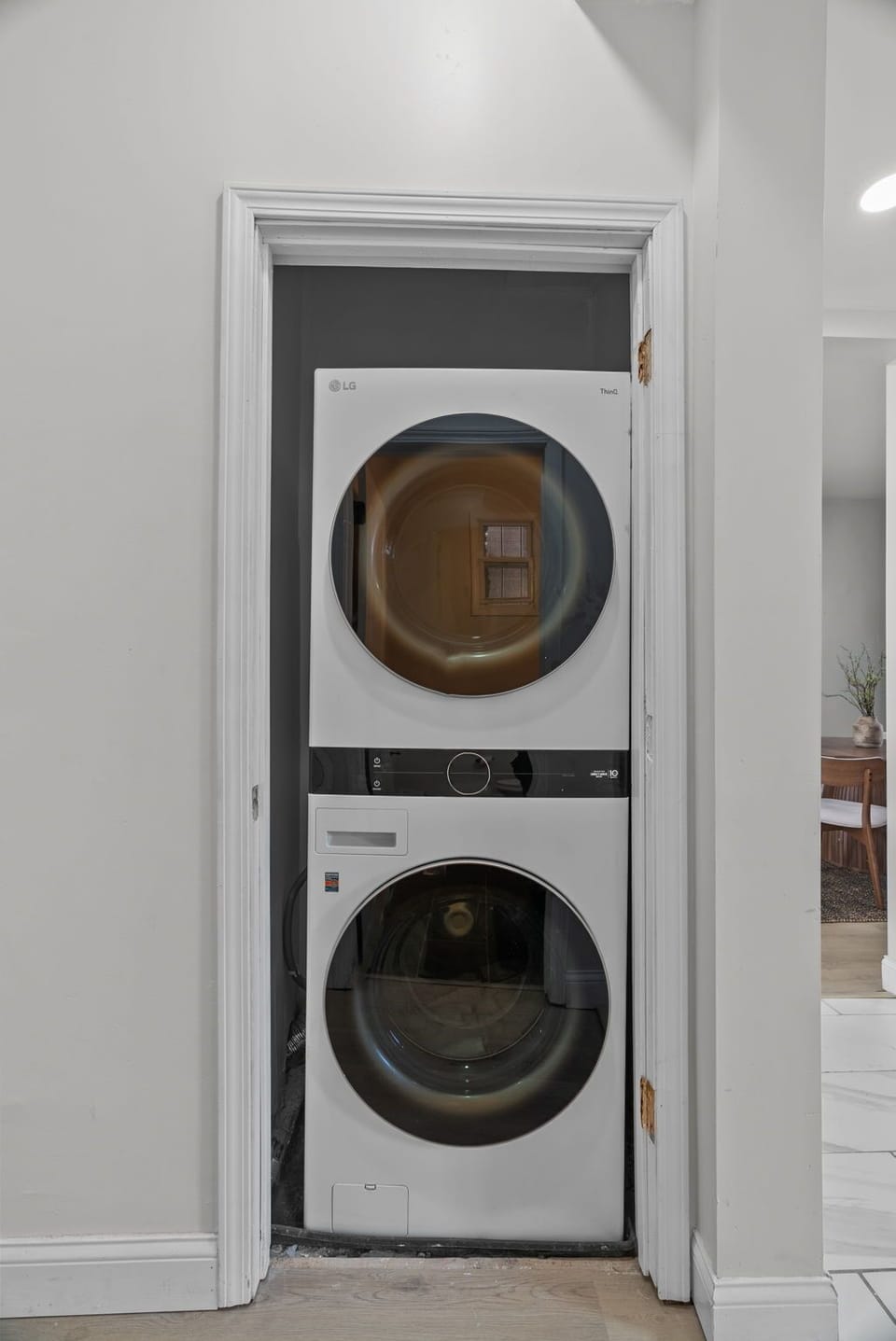 A stacked washer and dryer supports easy packing and comfortable longer stays.