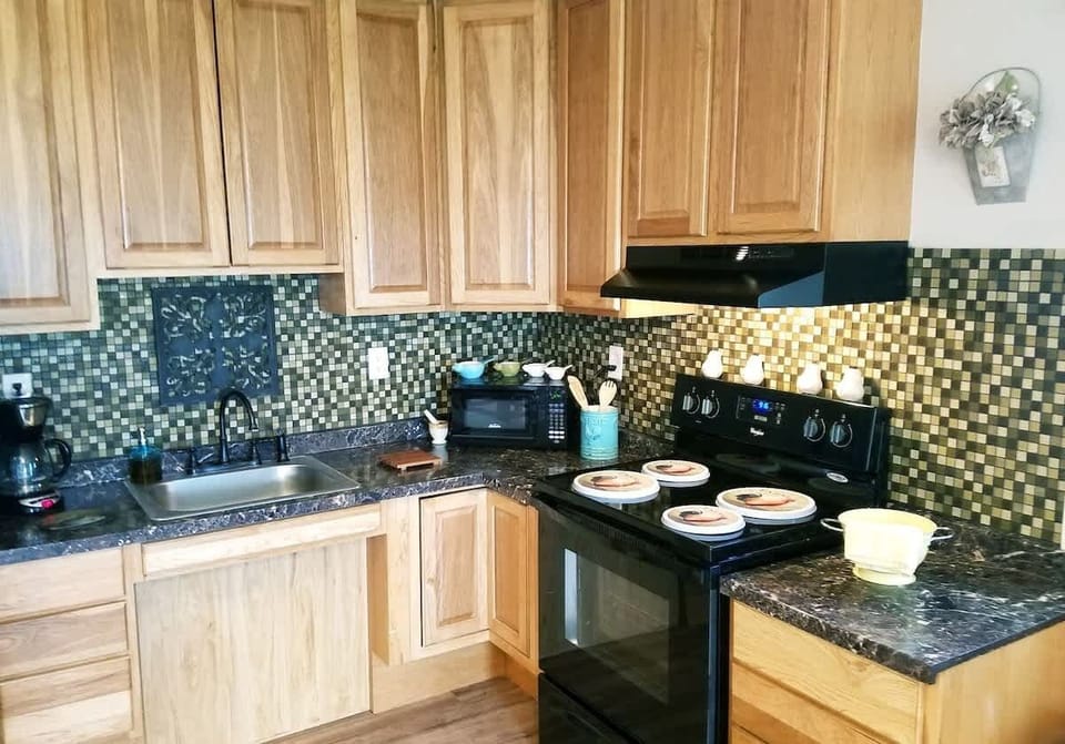 Full Kitchen