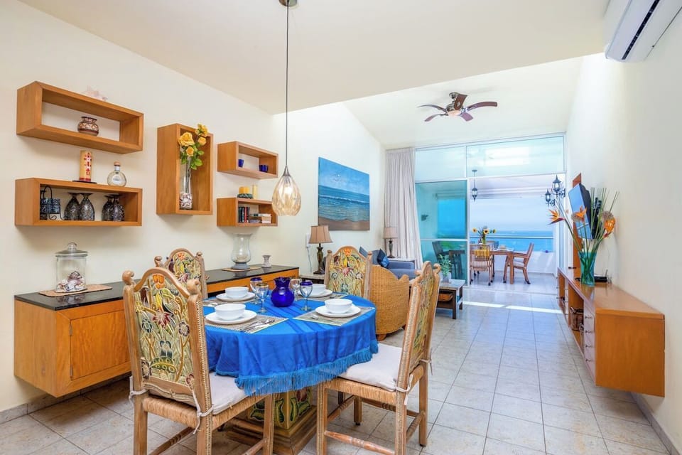 Dinning room.