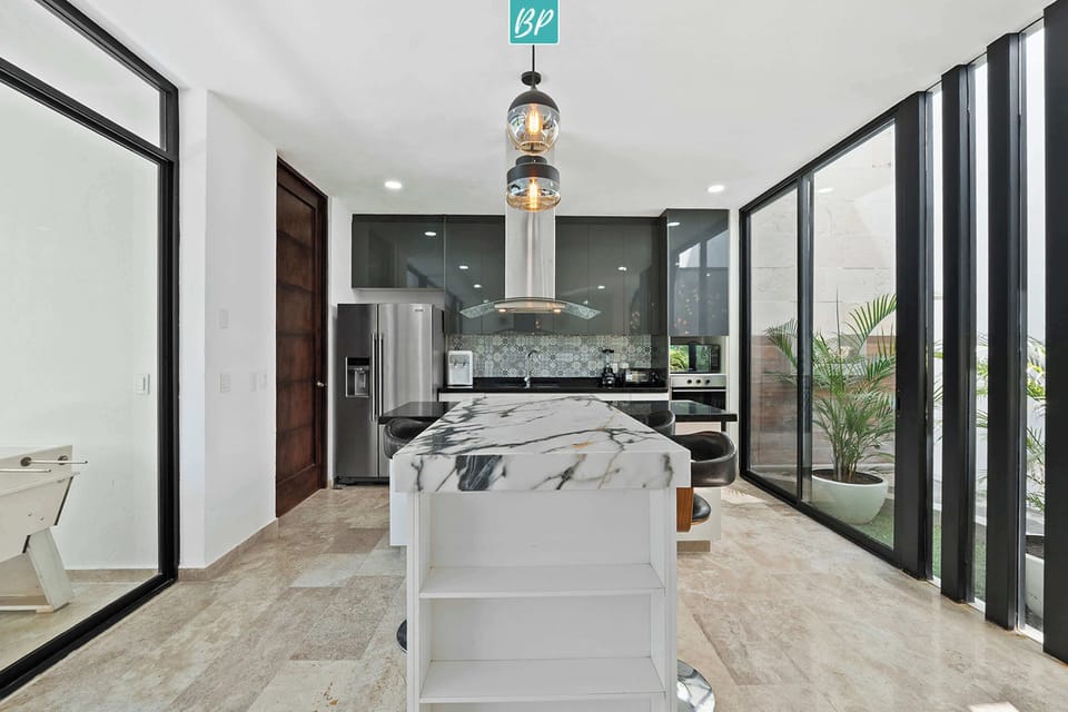 Modern kitchen