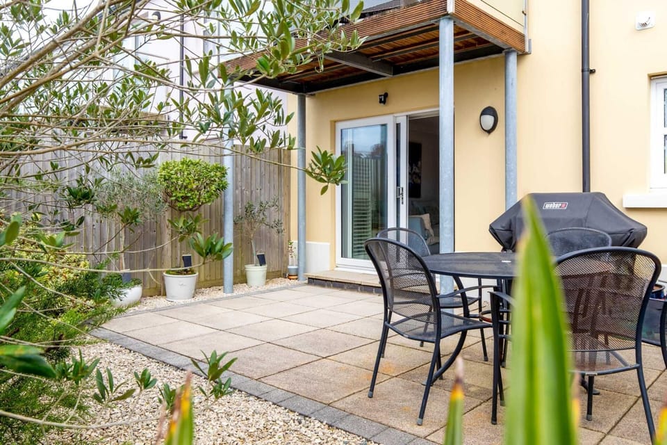 Cottage Mews - 3 Bedroom Cottage - Tenby (26914)