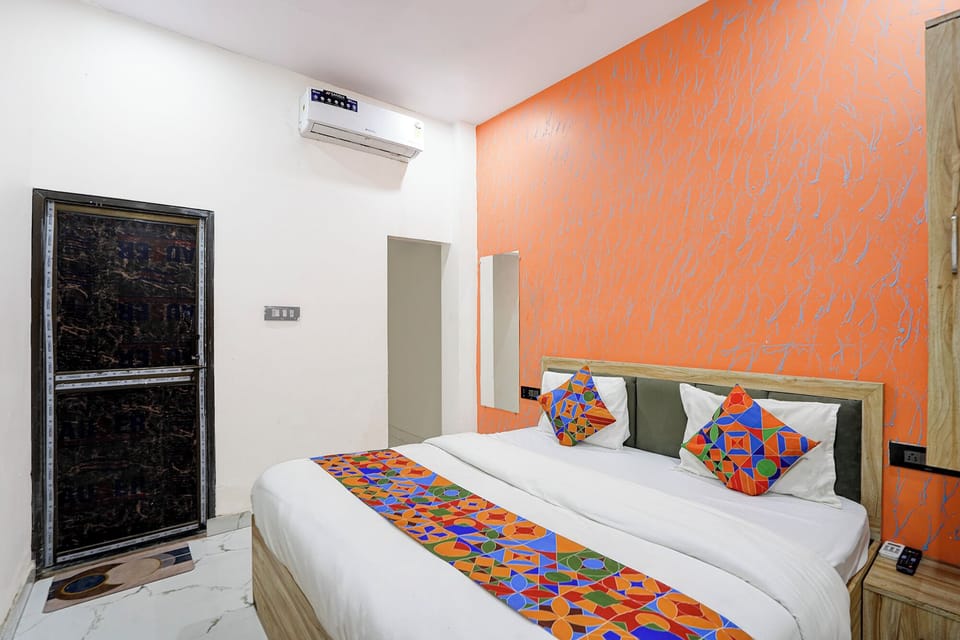 Deluxe Room | Egyptian cotton sheets, premium bedding, in-room safe, free WiFi