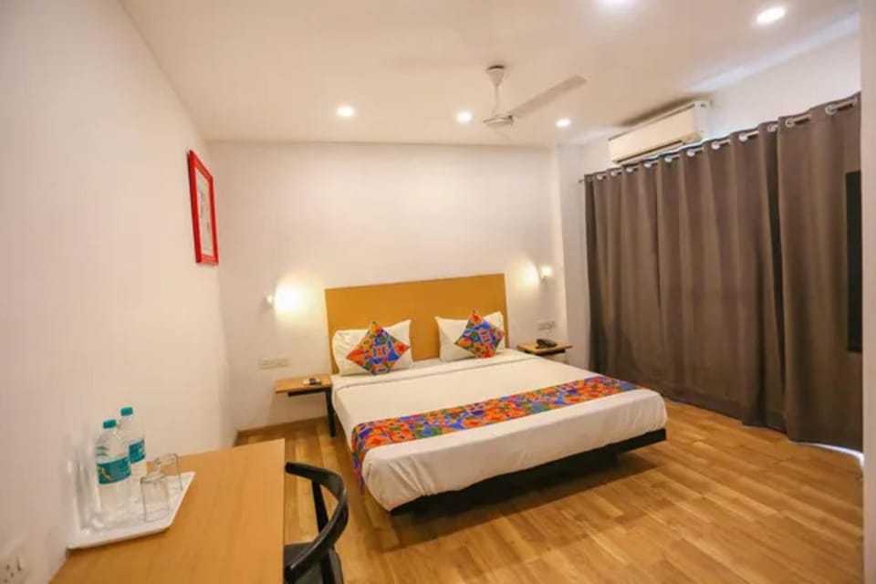 Deluxe Room | Egyptian cotton sheets, premium bedding, in-room safe, free WiFi
