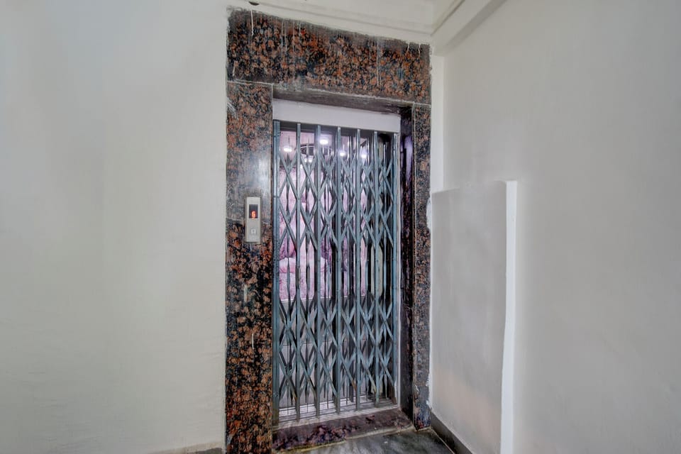 Elevator