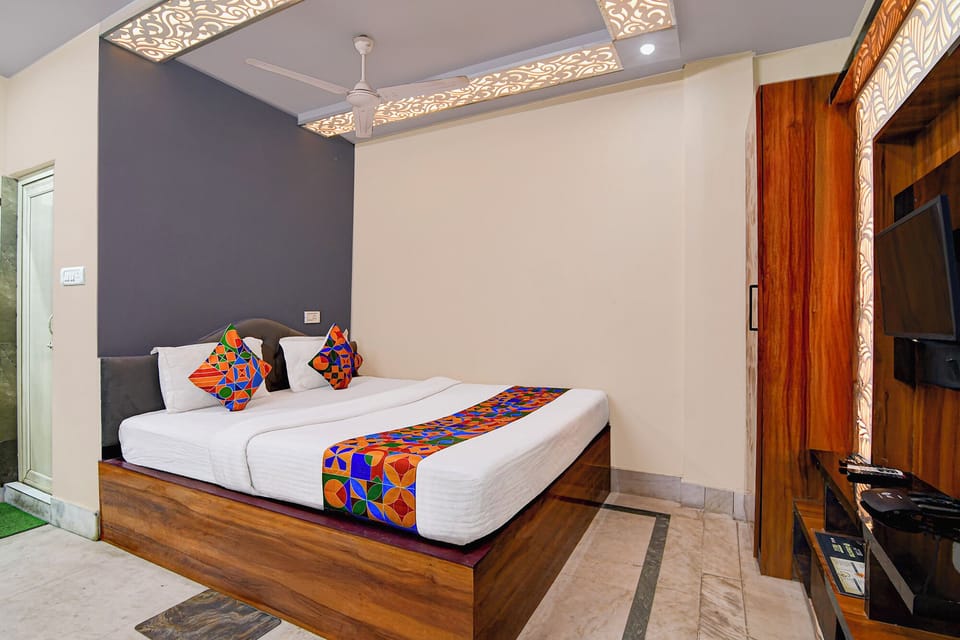 Deluxe Room | Egyptian cotton sheets, premium bedding, in-room safe, free WiFi