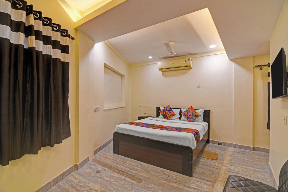 Deluxe Room | Egyptian cotton sheets, premium bedding, in-room safe, free WiFi
