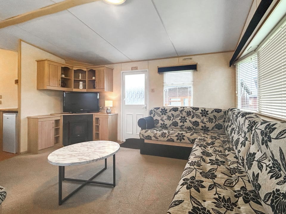Open plan living space | Pete&rsquo;s Holiday Home, Mablethorpe