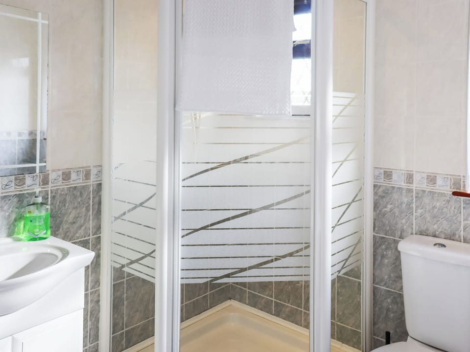Bathroom | Radford Retreat, Tenby