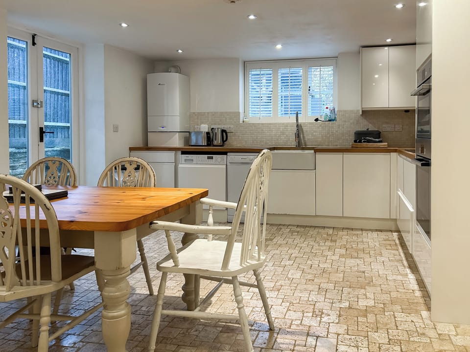Dining Area | Hailey Hamlet Cottage, Chipping Norton
