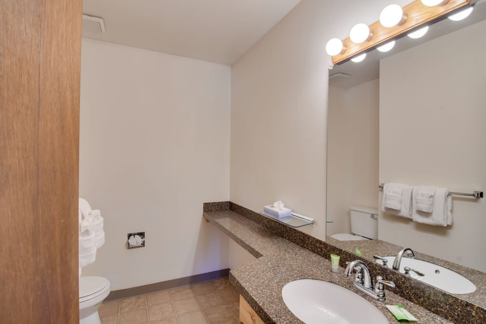 Half Bathroom | Main Level