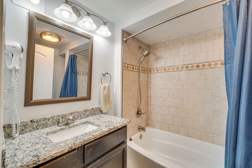 Full Bathroom