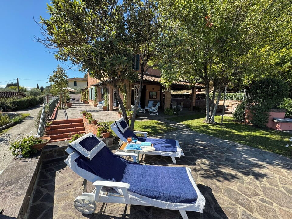 Furniture, Outdoor Furniture, Chair, Flagstone, Garden, Shade, Outdoor Table, Landscaping, Backyard, Hacienda