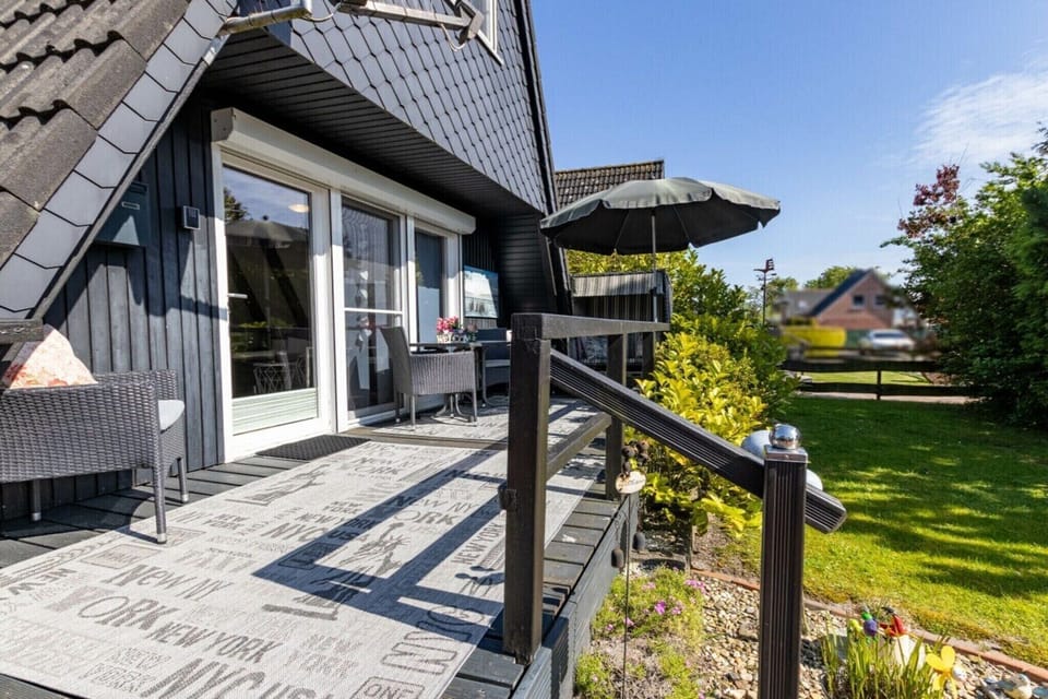 Holiday Home Exterior [summer]