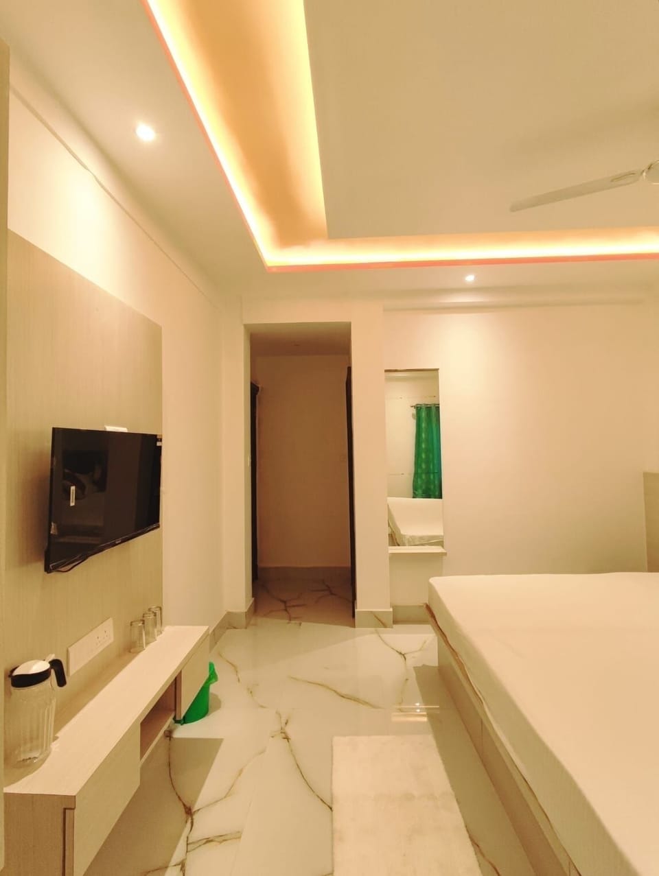 Deluxe Room | Free WiFi