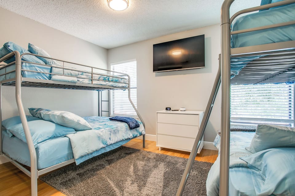 House, 3 Bedrooms, Smoking, Balcony | 3 bedrooms