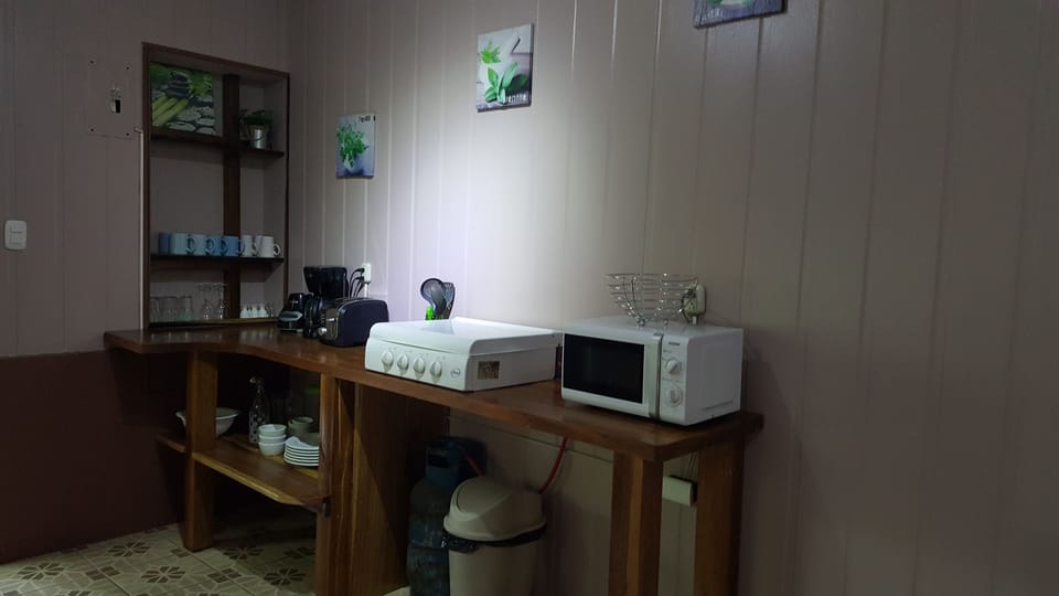 Apartment, 2 Bedrooms, Kitchen, Garden Area | Private kitchen | Full-size fridge, microwave, stovetop, toaster