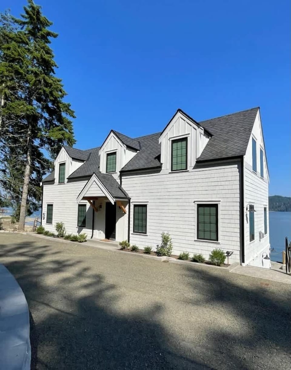 House | 4 bedrooms, Internet