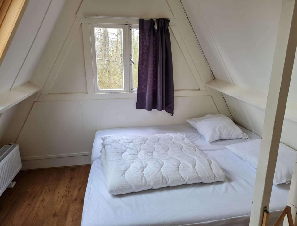 Peaceful Ardennes Getaway for 4 Guests Chalet in Belgium
