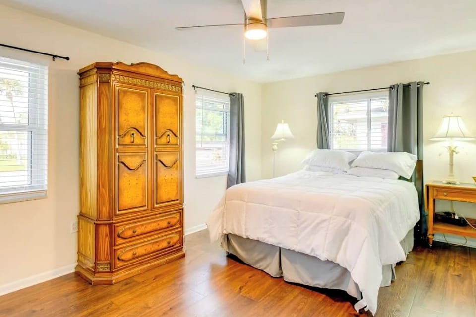 Golf Cart & Heated Pool: Rotonda West Getaway! Cottage in Rotonda West