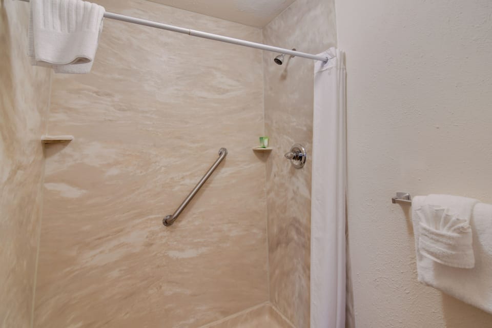 Ski & Hike! Easy Adventuring at Winter Park Condo Apartment in Fraser