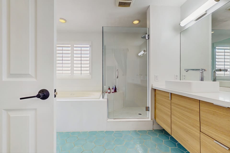 4BR Home in Joshua Tree w/ Private Pool & Fire Pit Cottage in Joshua Tree