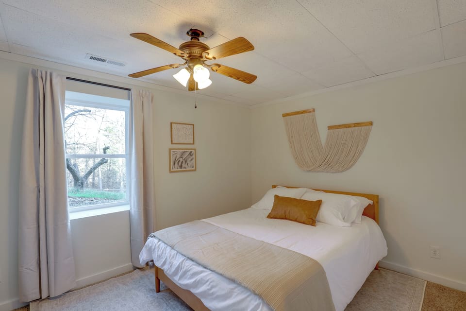 House (5 Bedrooms) | Interior