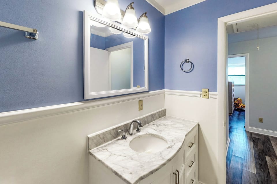 'callaway Drive Retreat' 3BR Home Near Water Cottage in Anne Arundel County