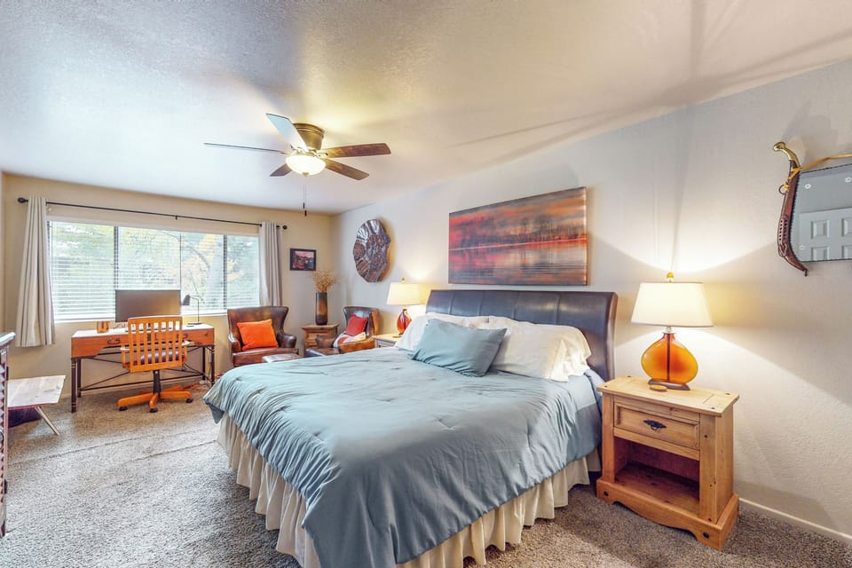 3BR Condo w/ Fire Pit & Full Kitchen Apartment in Arizona