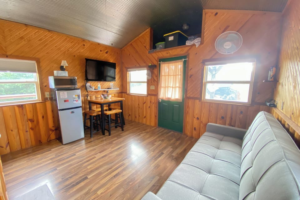 House (1 Bedroom) | Interior