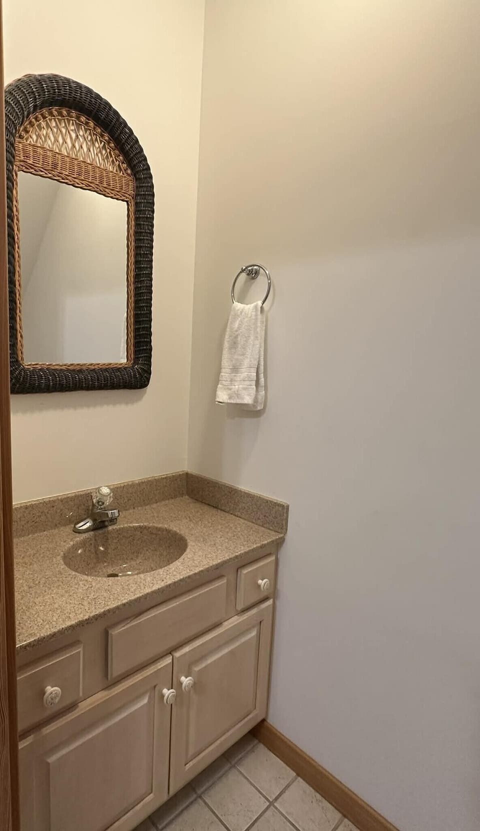 Half Bathroom, upstairs