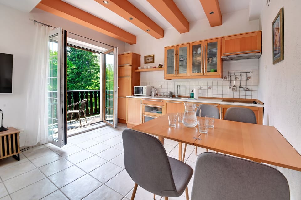 Private kitchenette