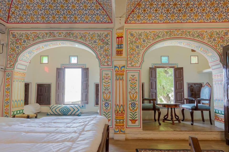 Royal Room | Egyptian cotton sheets, premium bedding, down comforters