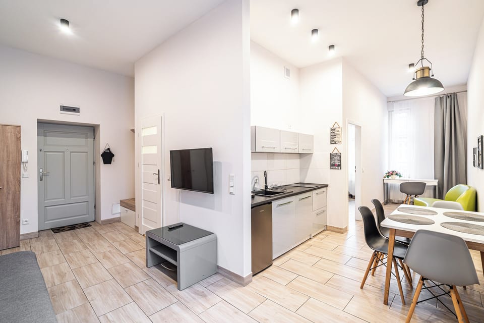 Apartment | Private kitchenette | Coffee/tea maker, electric kettle