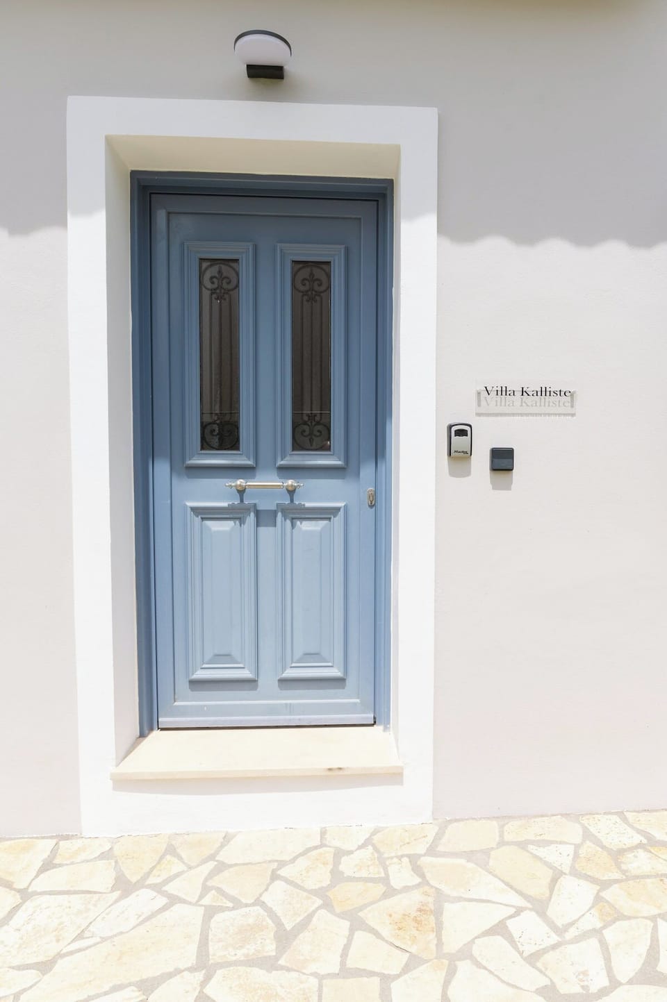 House | 3 bedrooms, desk, soundproofing