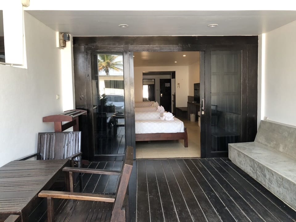 Family Room | Terrace/patio