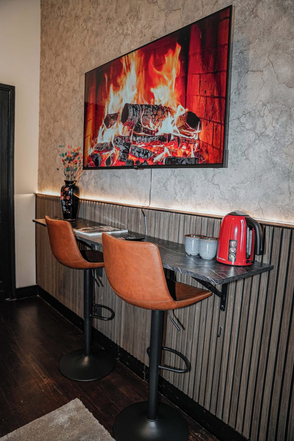 Basic Apartment | Iron/ironing board, free WiFi