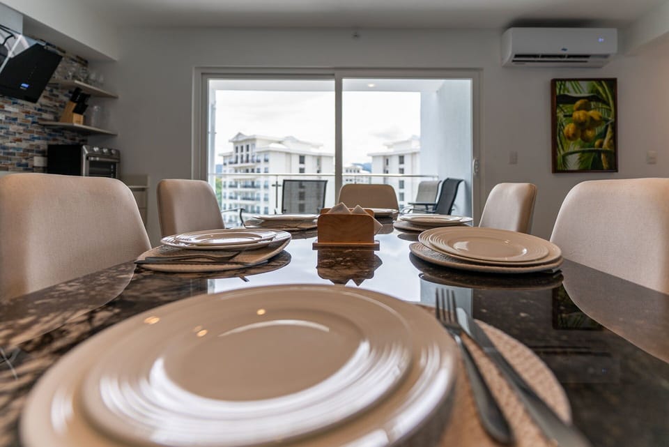 Apartment, Multiple Beds, Balcony, Mountain View (Viva Jaco Viva Jaco (10-03B)) | Dining