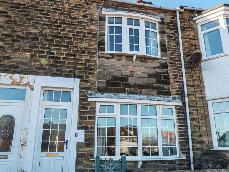 Cottage | Exterior detail