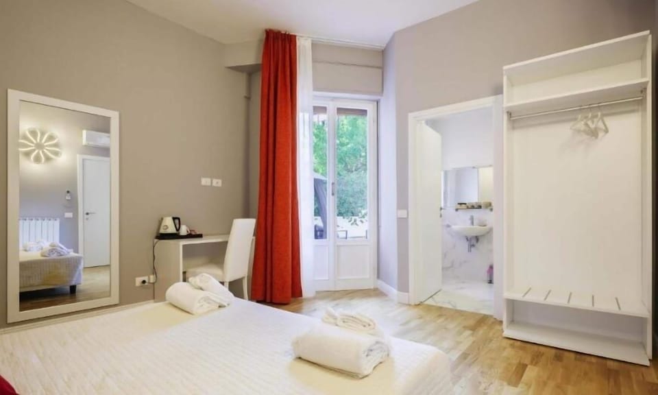 Deluxe Room | In-room safe, desk, free WiFi
