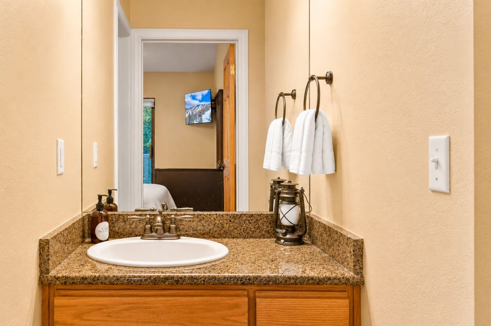 Private 3-Bedroom Townhome w/ Hot Tub | CCT-2180 by KBM House in Park City