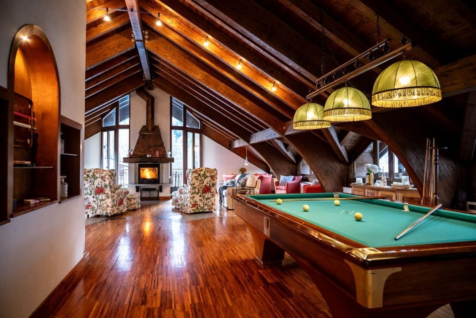 Game room