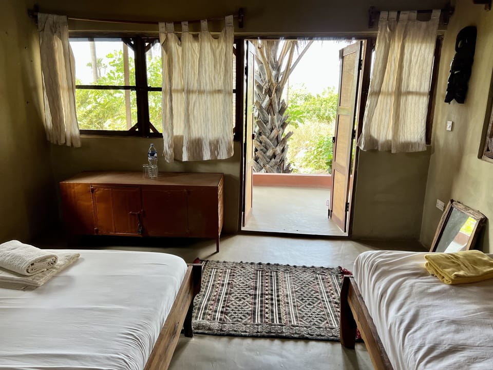 Premium Triple Room, Accessible, Ocean View | Soundproofing, bed sheets