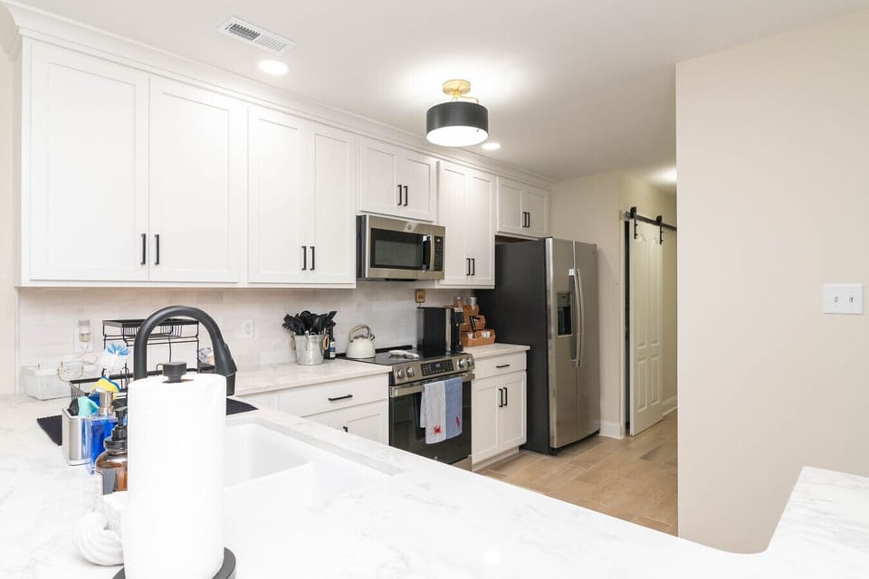 Fully equipped with high-end appliances and everything you need to whip up a gourmet family dinner.