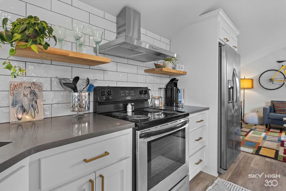 Fully updated kitchen with everything you need to fuel up.