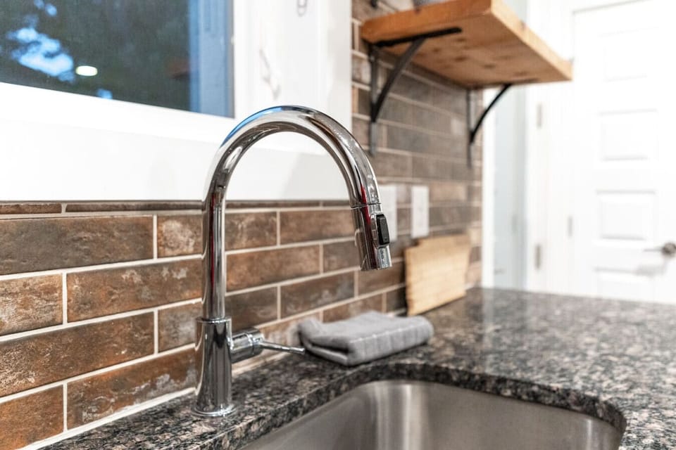 Kitchen sink