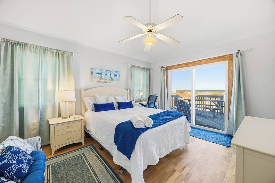 Top-Level Queen Master Bedroom